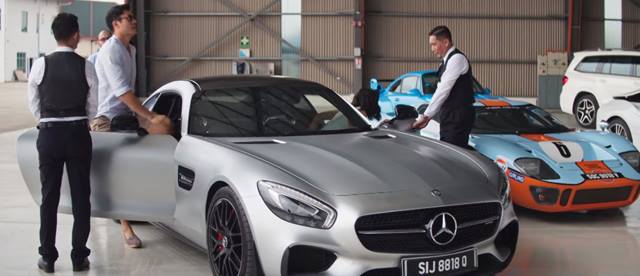 Crazy-Rich-Asians(6)[1] - autospeednews.com - https://www.hagerty.com/articles-videos/articles/2018/07/26/why-the-cars-of-crazy-rich-asians-matter