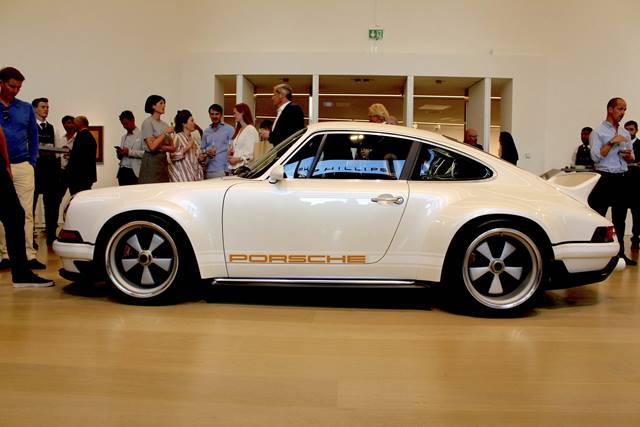 GoodwoodSinger_DLS launch London[1] - autospeednews.com - Singer’s Dynamic Lightweighting Study sounds like a choir of Porsche 911 angels