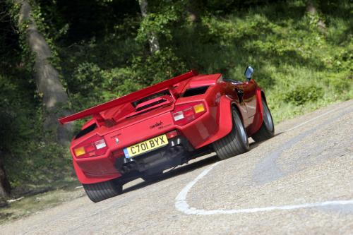 034b4abaa9bc8f9db9d76ba6d499d804291b96d7.500[1] - autospeednews.com - Top 10 Italian classics