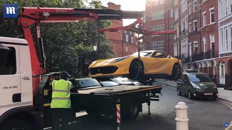 ferrari-812-superfast-impounded-in-london[1] - autospeednews.com - See Karma In Action As Illegally Parked Ferrari Gets Towed