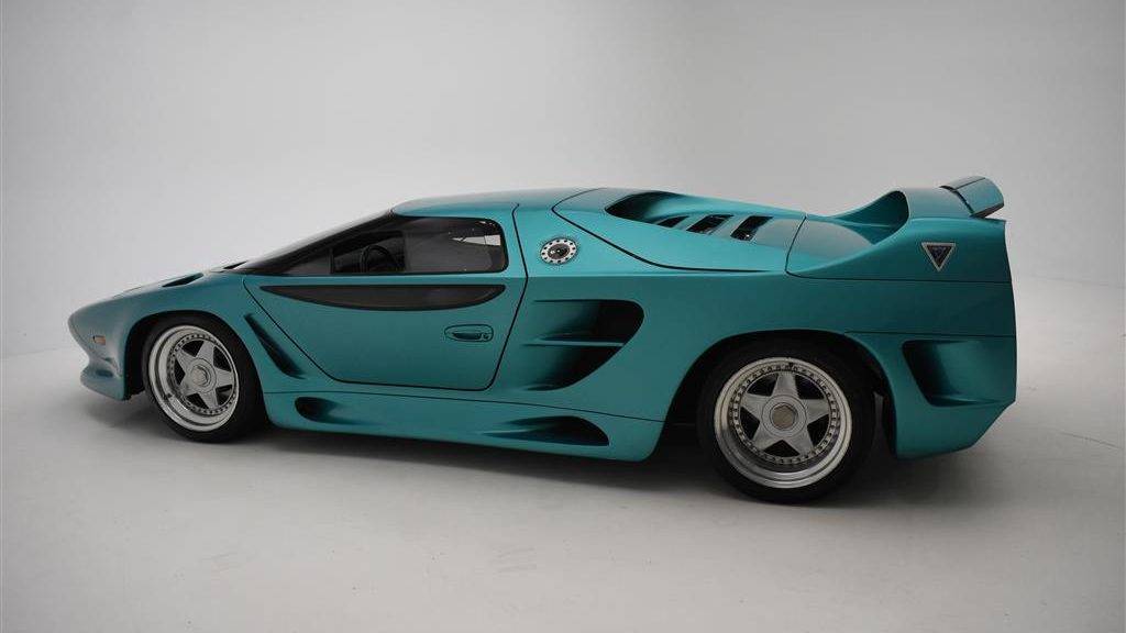 image[1] - autospeednews.com - Vector Motors Selling WX-3 Prototype to Fund New Hypercar Development